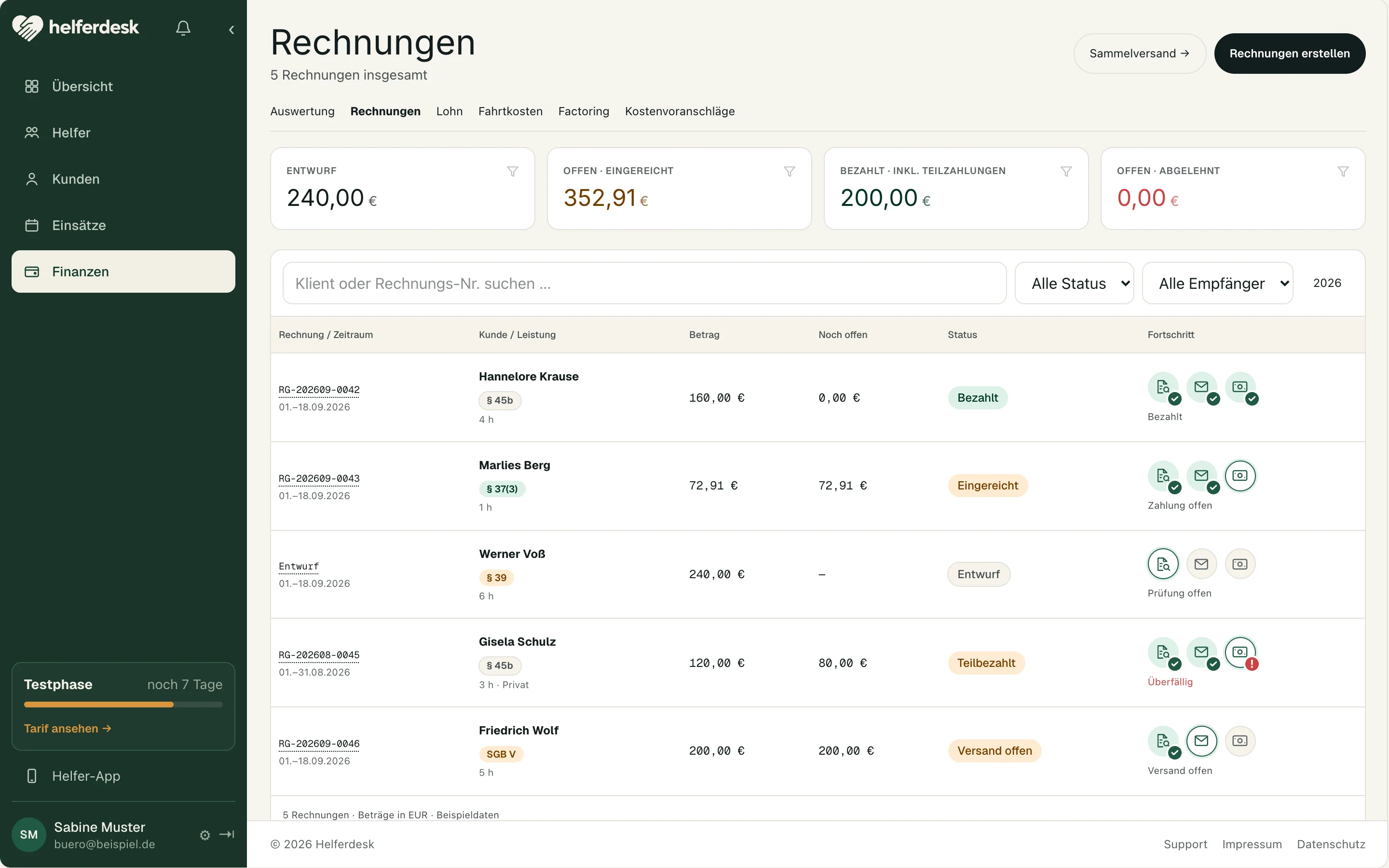 Rechnungsübersicht mit Prüfung, Versand und Zahlungsstatus